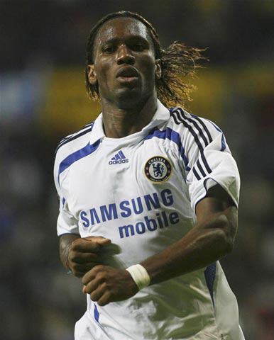 德罗巴迎来七赛季出色发挥，西班牙队观众热烈欢呼！-爱游戏入口