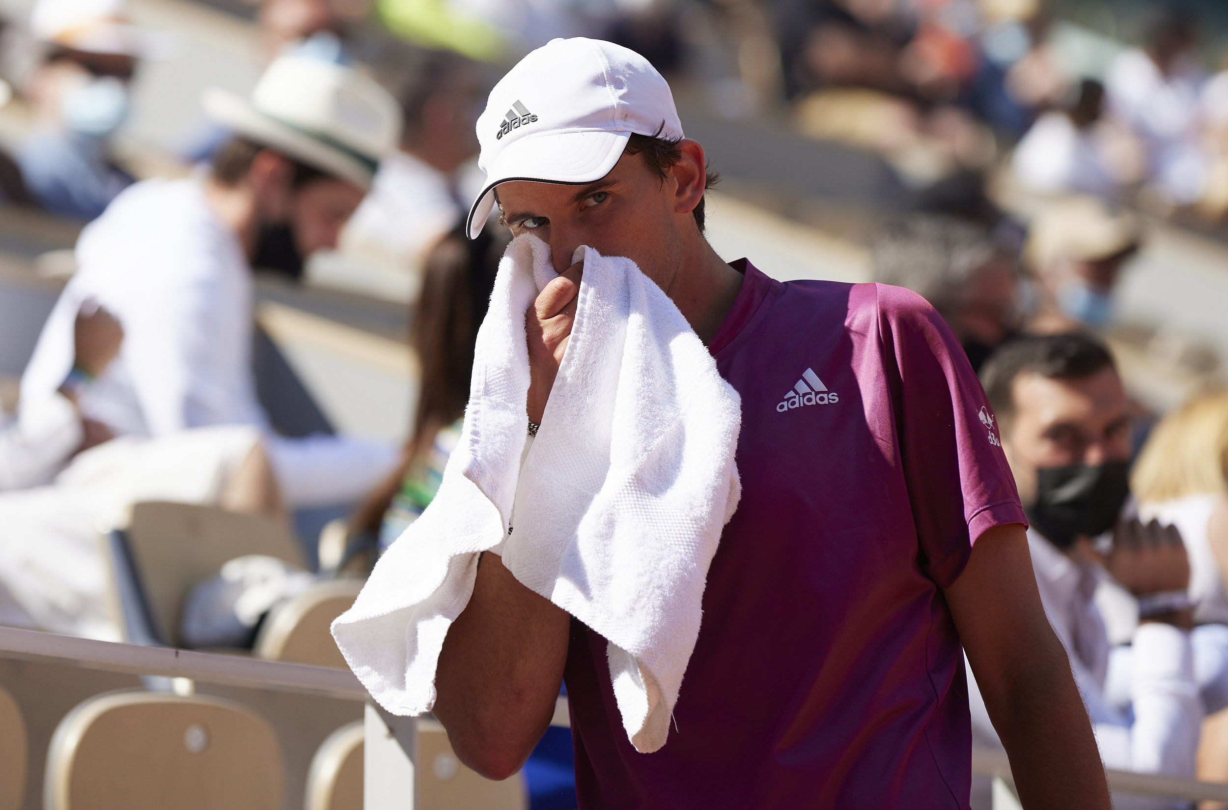 蒂姆重要时刻重返赛场，TL带队取胜！的简单介绍-爱游戏全站